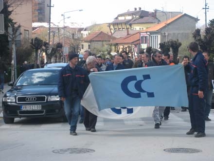 Protest radnika PZP-a ulici u Vranju 